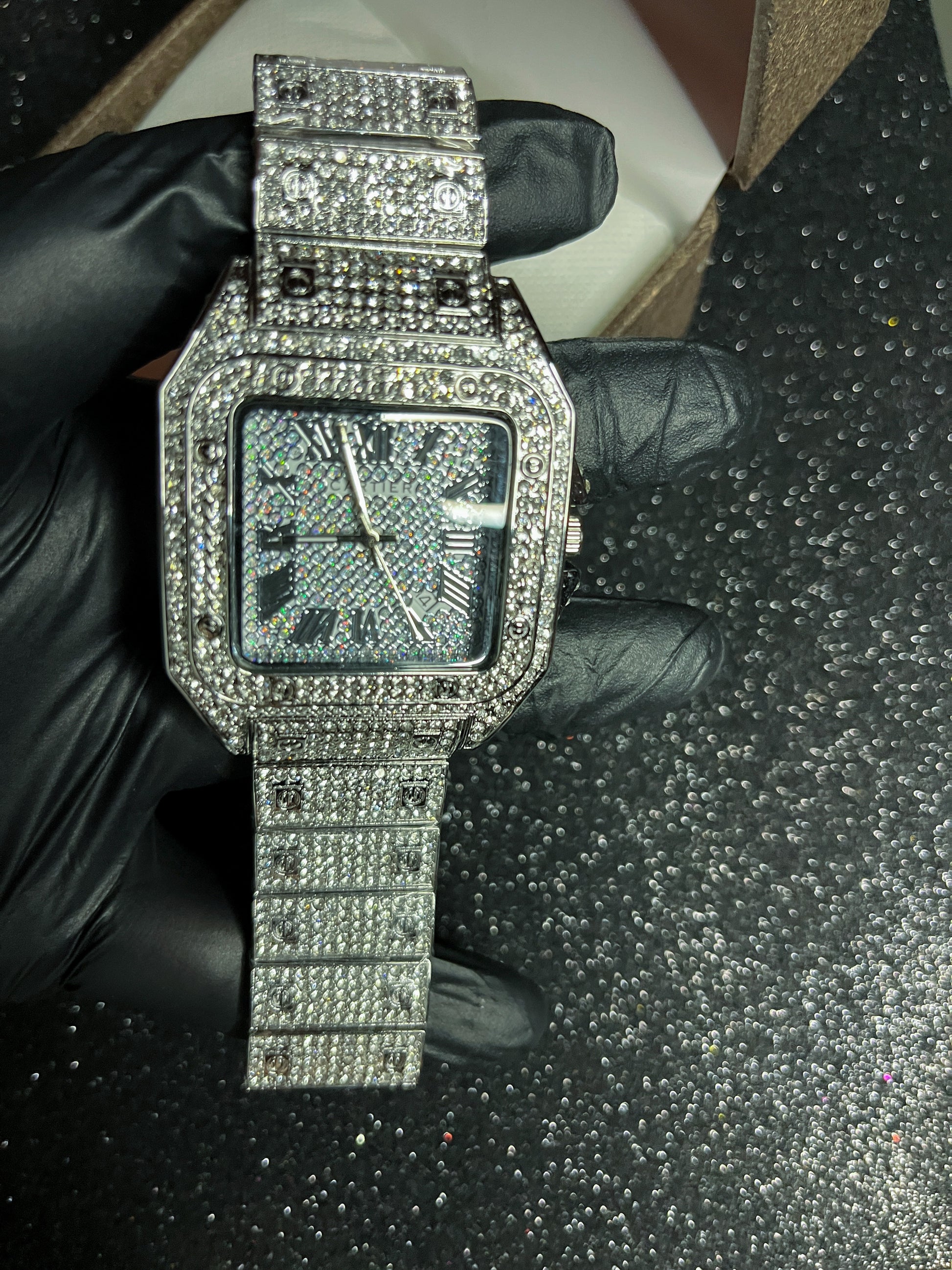 Aura Cartier Royale – Stoned Edition MC
